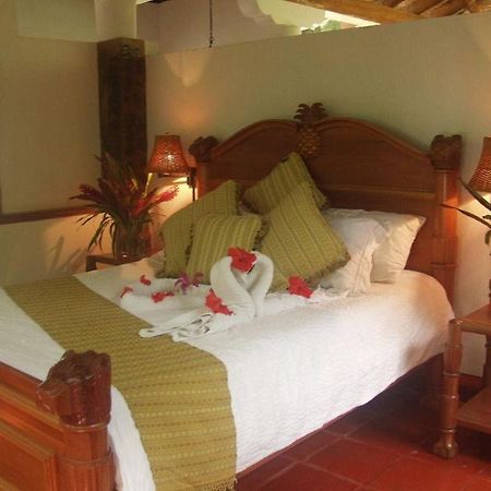 Ian Andersons Caves Branch Jungle Lodge Belmopan Exterior foto
